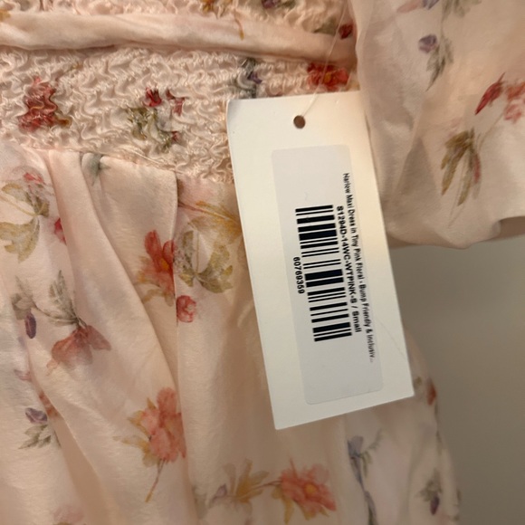 Floral Puff Sleeve Dress NWT, Bump Friendly - Picture 3 of 6